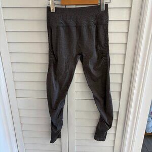 Amazon leggings - honestly my fave fit ever, just have more in diff colours